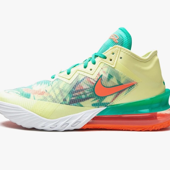 Nike LeBron Men’s size 12 - Picture 10 of 10